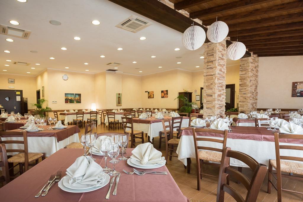 Penzion Valle Himara Piana Degli Albanesi Exteriér fotografie